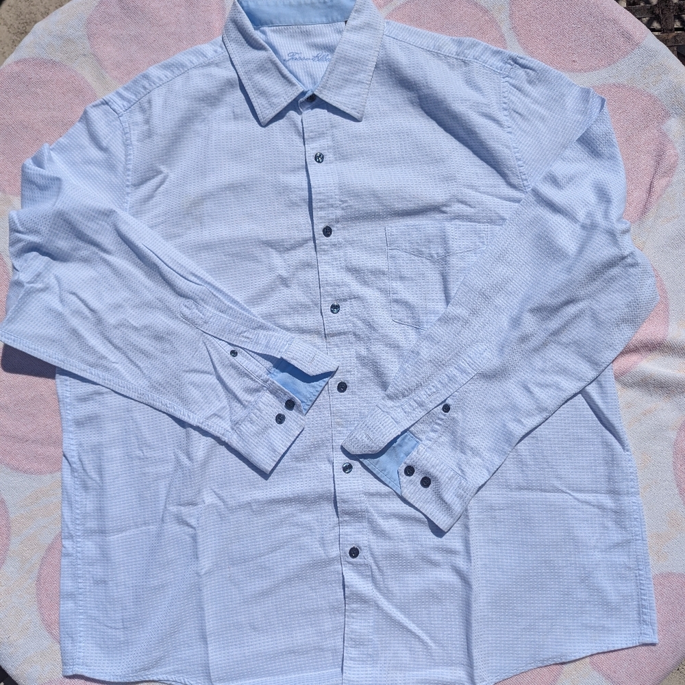 Men's Light Blue Button-Up Shirt XXL